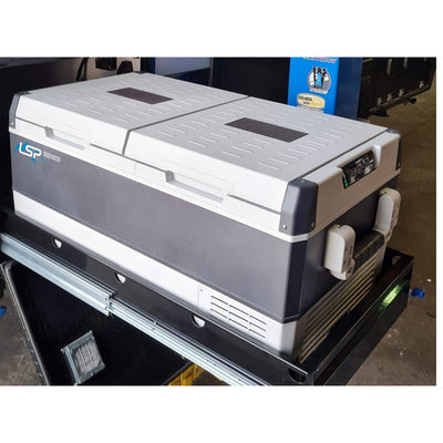 Dual zone design for separate fridge and freezer temperatures