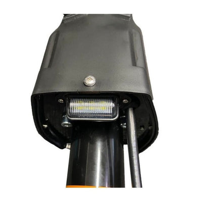 Close-up of Anderson plug connection on Gator trailer jack